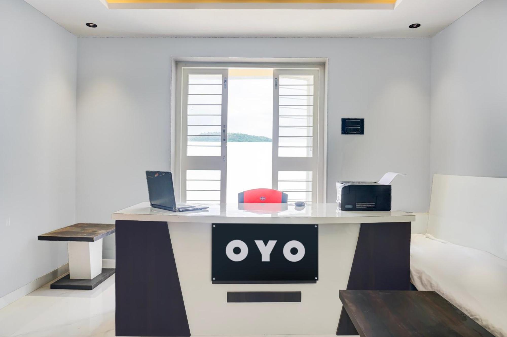 Hotel O Jeevan Restaurant & Lodging Kavathe Exterior foto